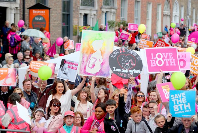 Abortus Love Both Segers